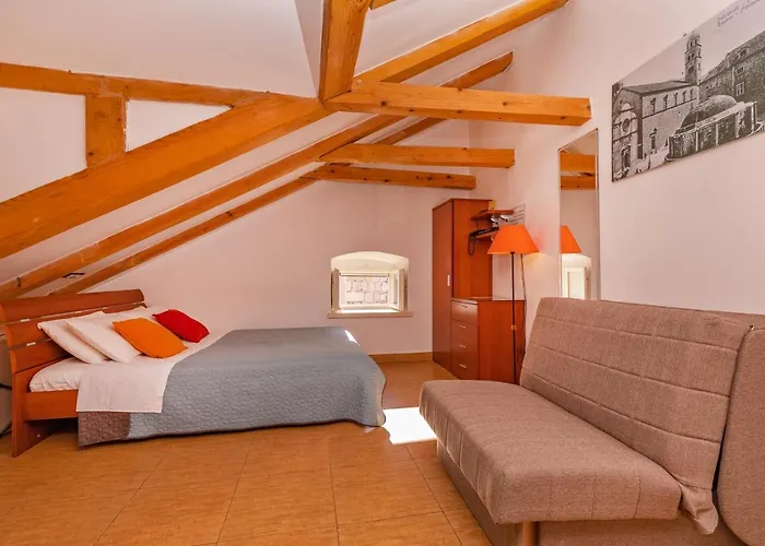 Apartments Espana 3